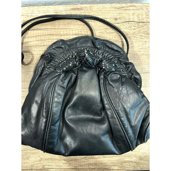 Via Spiga Black Leather Drawstring Shoulder Bag with Snakeskin Accent - Picture 2 of 11